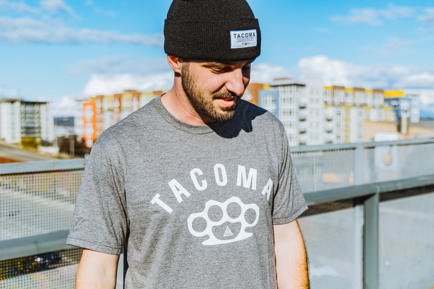 Knuckles Tee - Grey/White